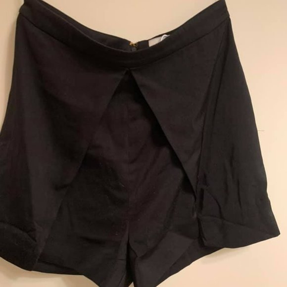 Meshki Boutique black silk split shorts XS - Picture 4 of 4